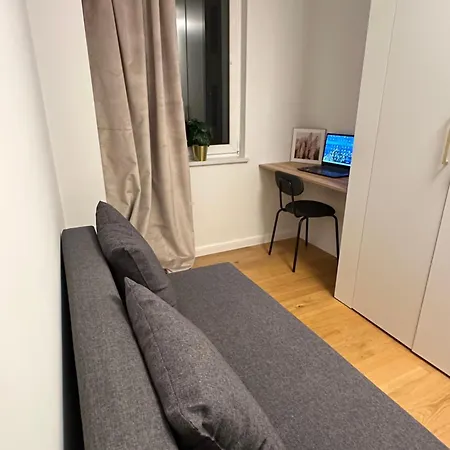 Skyline Wola Apartment