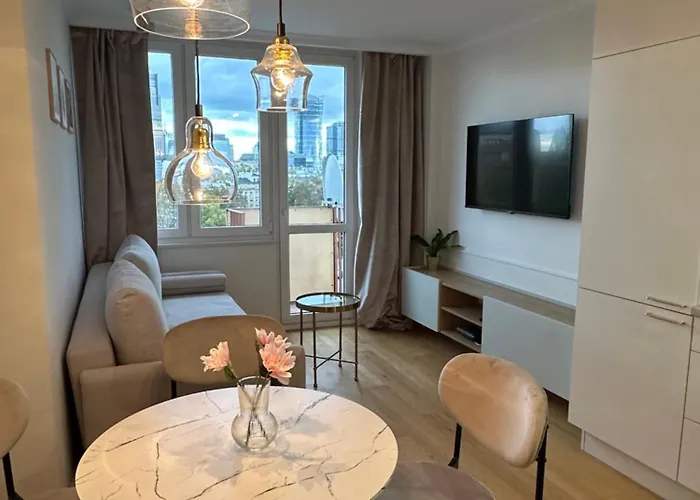 Skyline Wola Lejlighed *